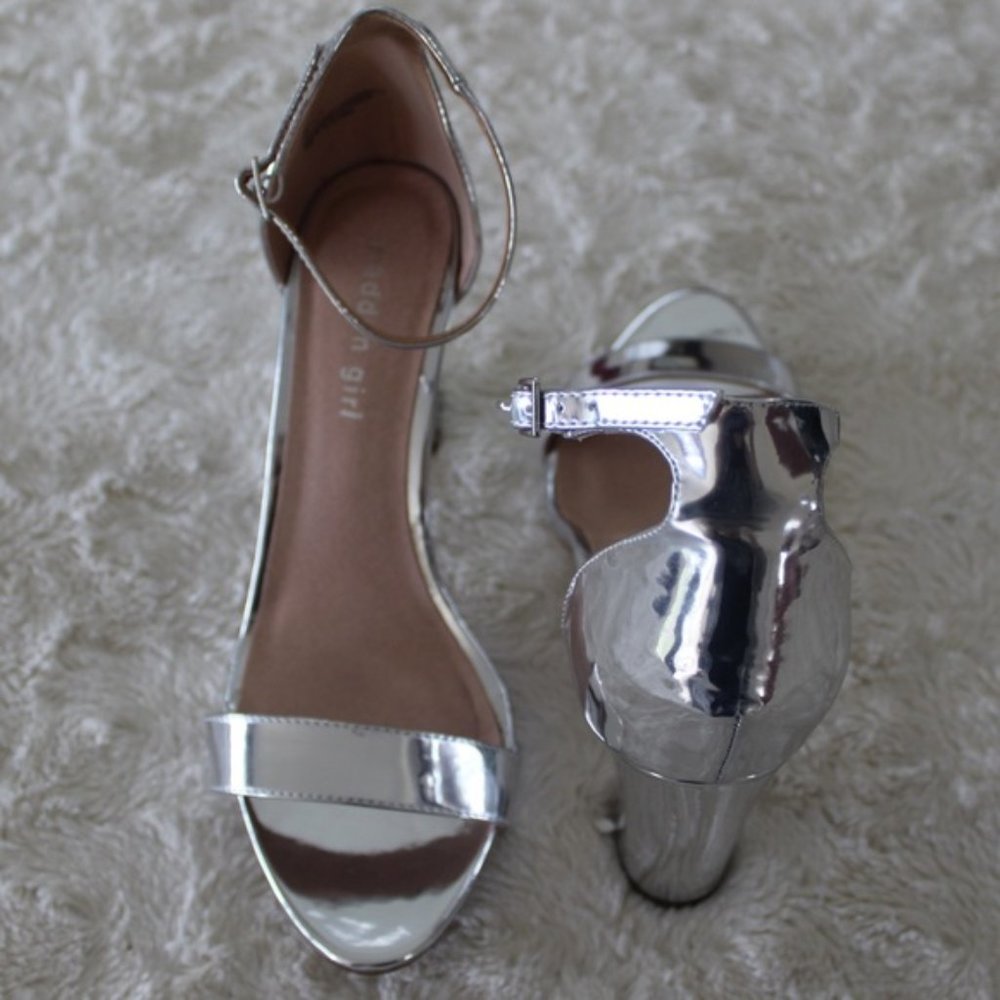 Madden Girl Bella Two-Piece Block Heel Sandals - Picture 2 of 6